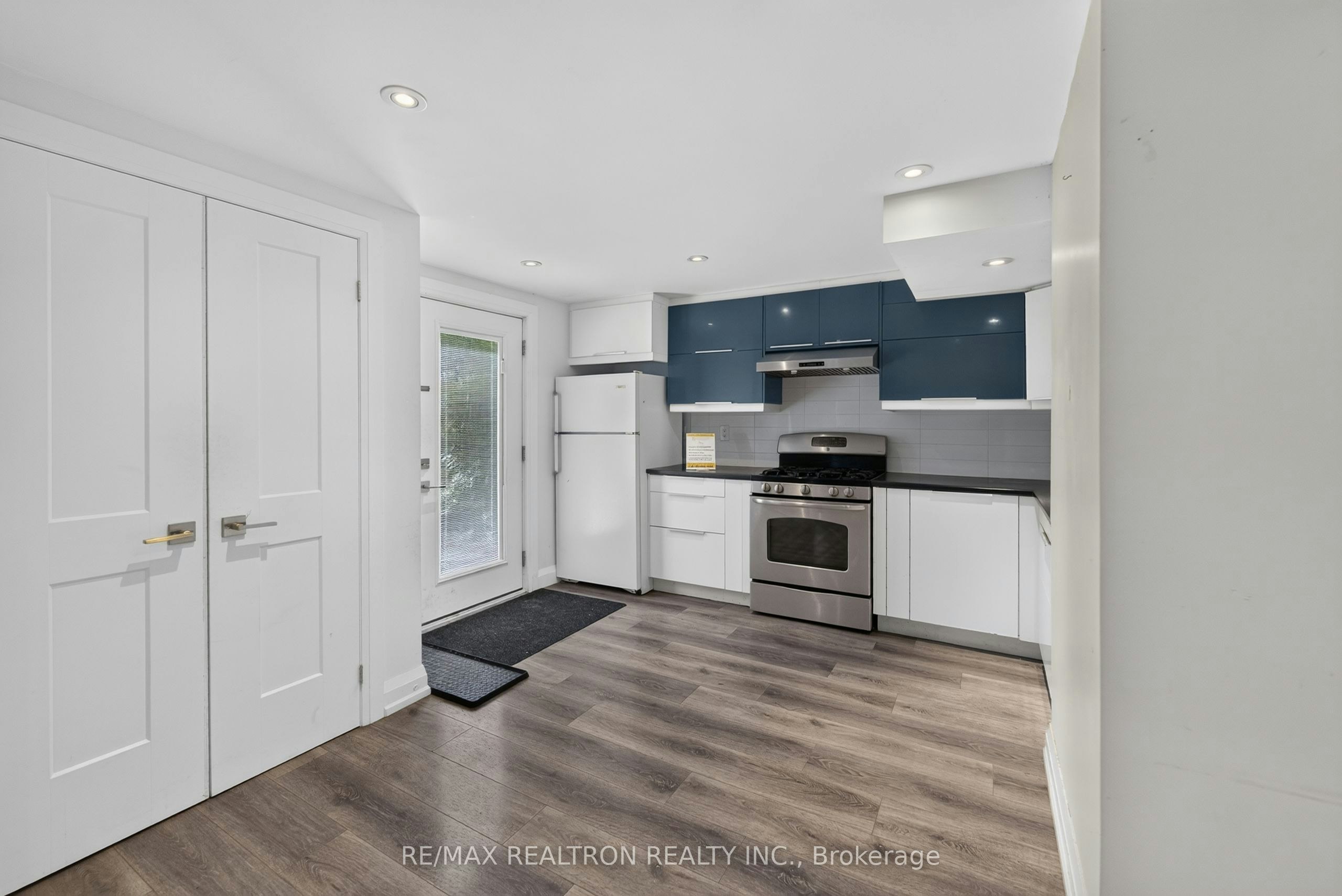 Lower-10 Richvale Drive S, Brampton, ON, L6Z 1M4 - 8