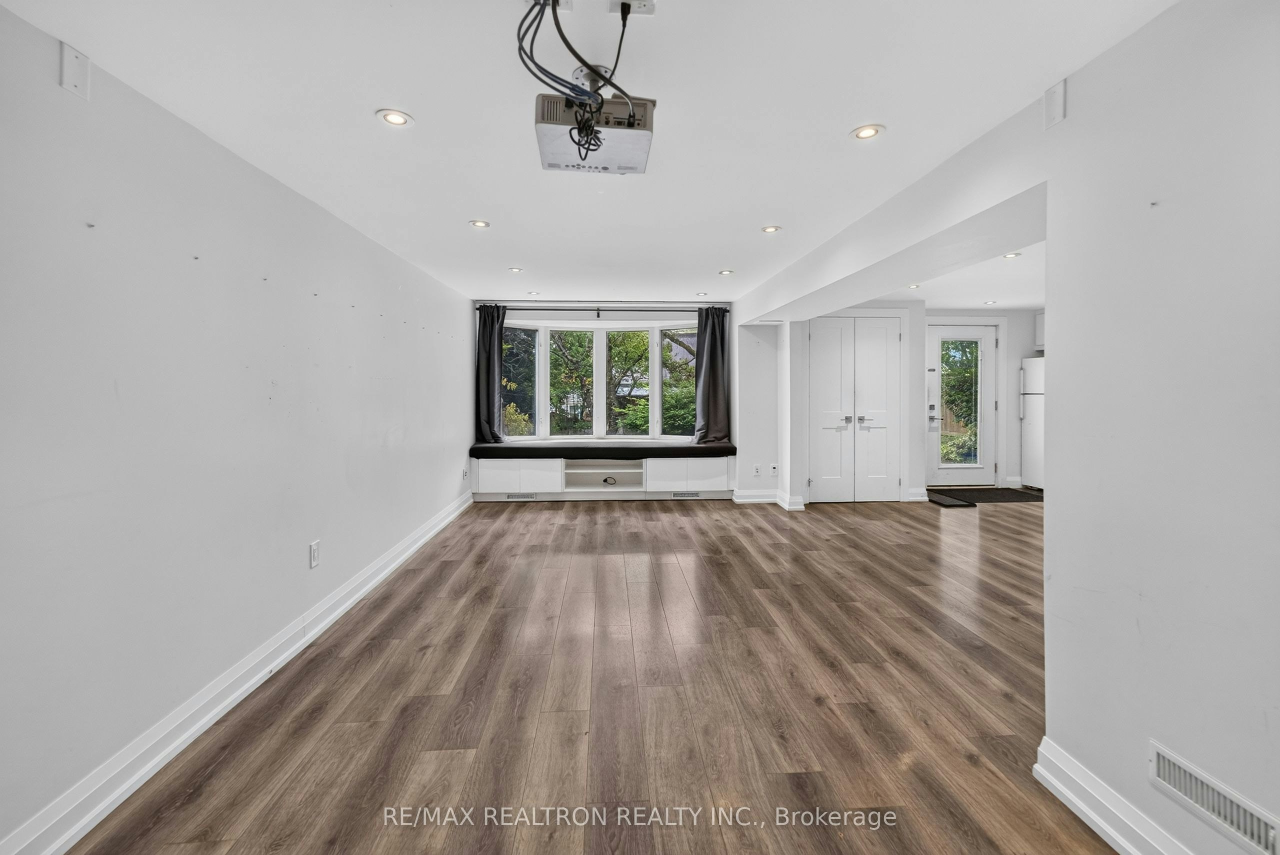 Lower-10 Richvale Drive S, Brampton, ON, L6Z 1M4 - 13