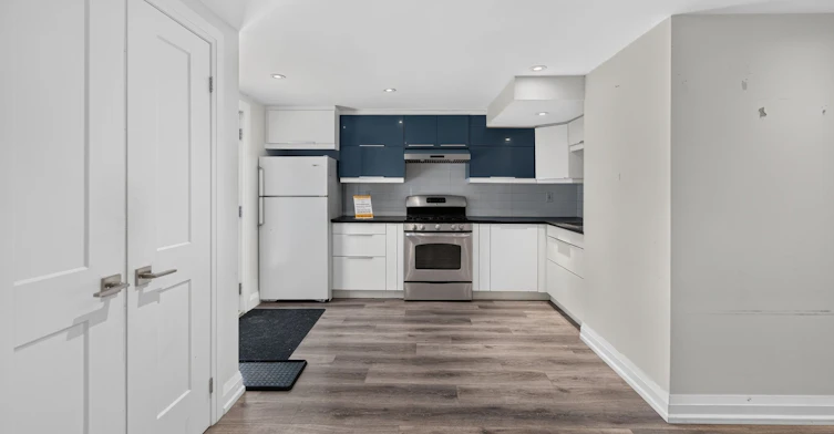 Lower-10 Richvale Drive S, Brampton, ON, L6Z 1M4 - 9