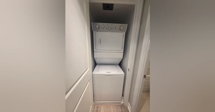 422-80 Esther Lorrie Drive, Toronto, ON, M9W 0C6 - 17