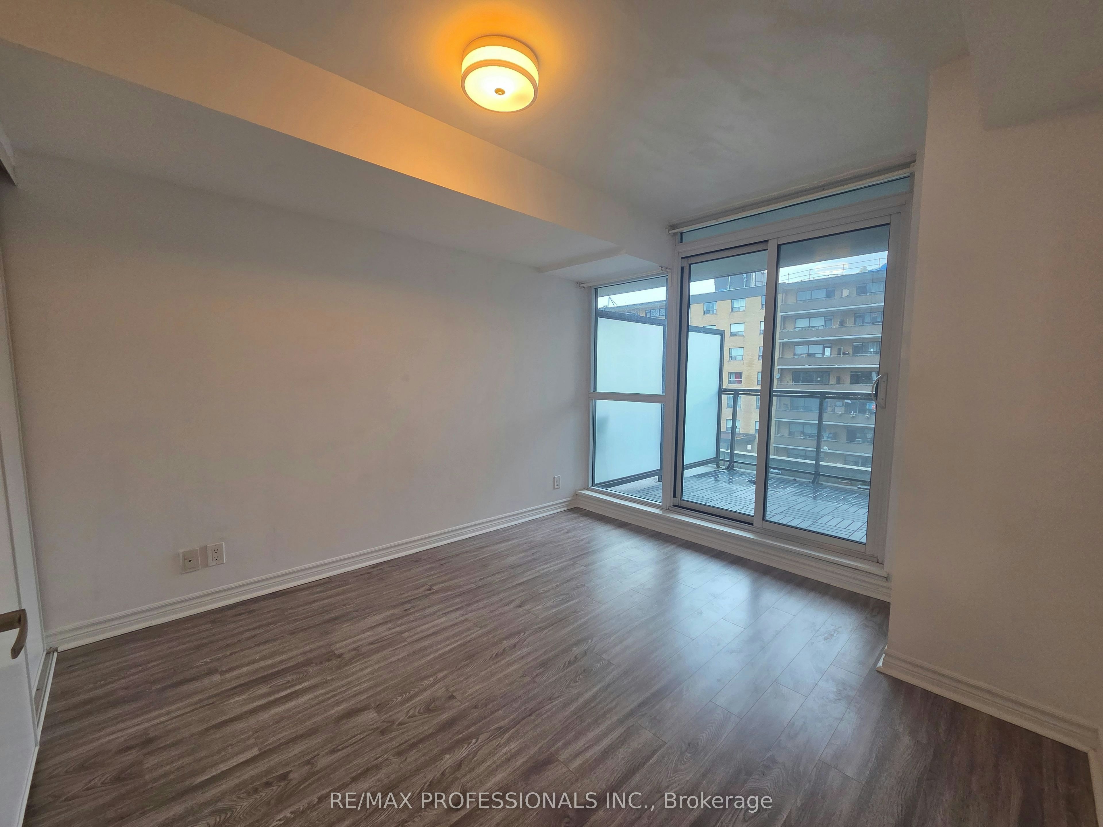 422-80 Esther Lorrie Drive, Toronto, ON, M9W 0C6 - 8