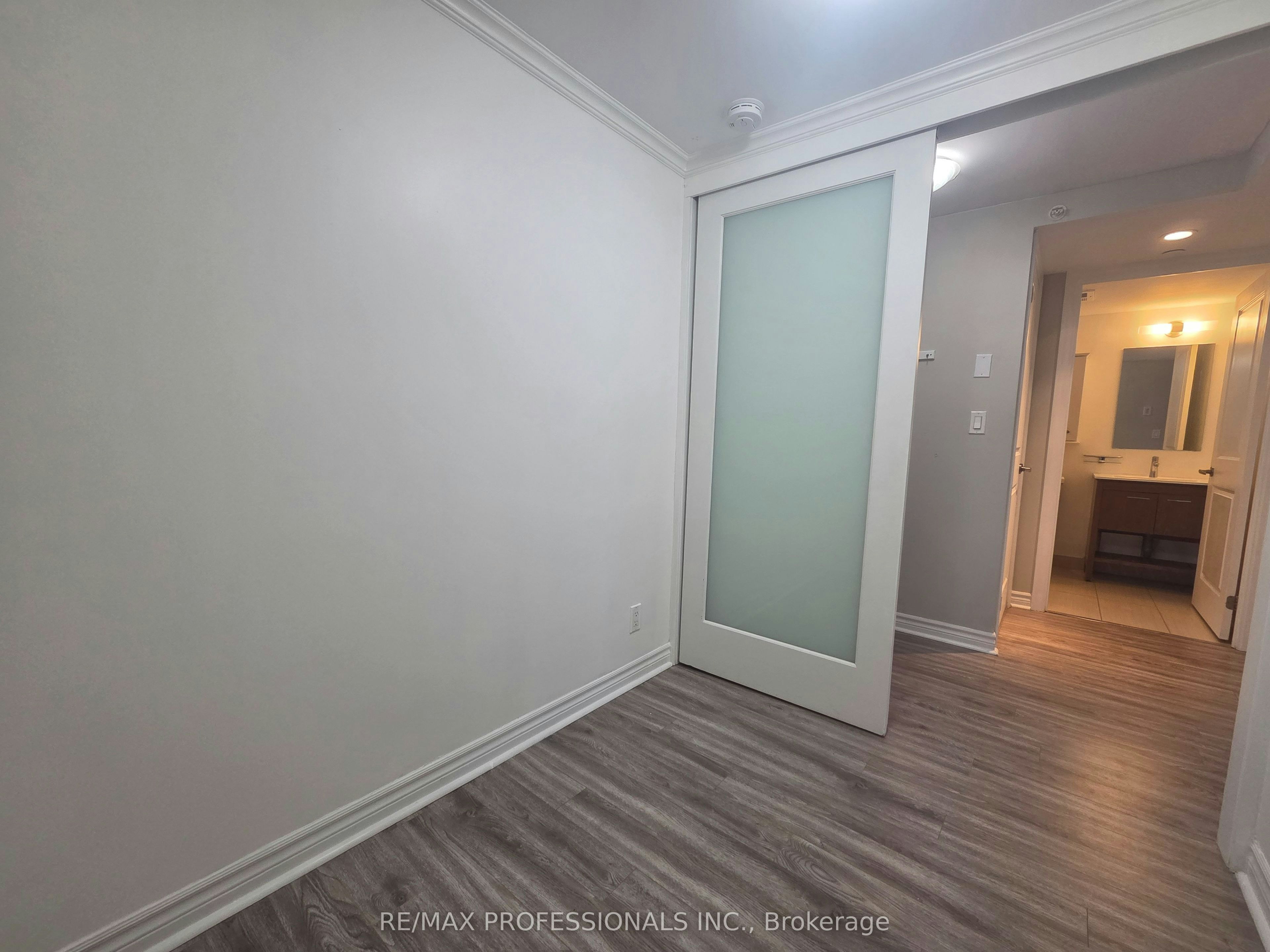 422-80 Esther Lorrie Drive, Toronto, ON, M9W 0C6 - 10