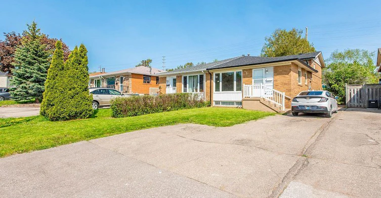 60 Northwood Drive, Brampton, ON, L6X 2L2