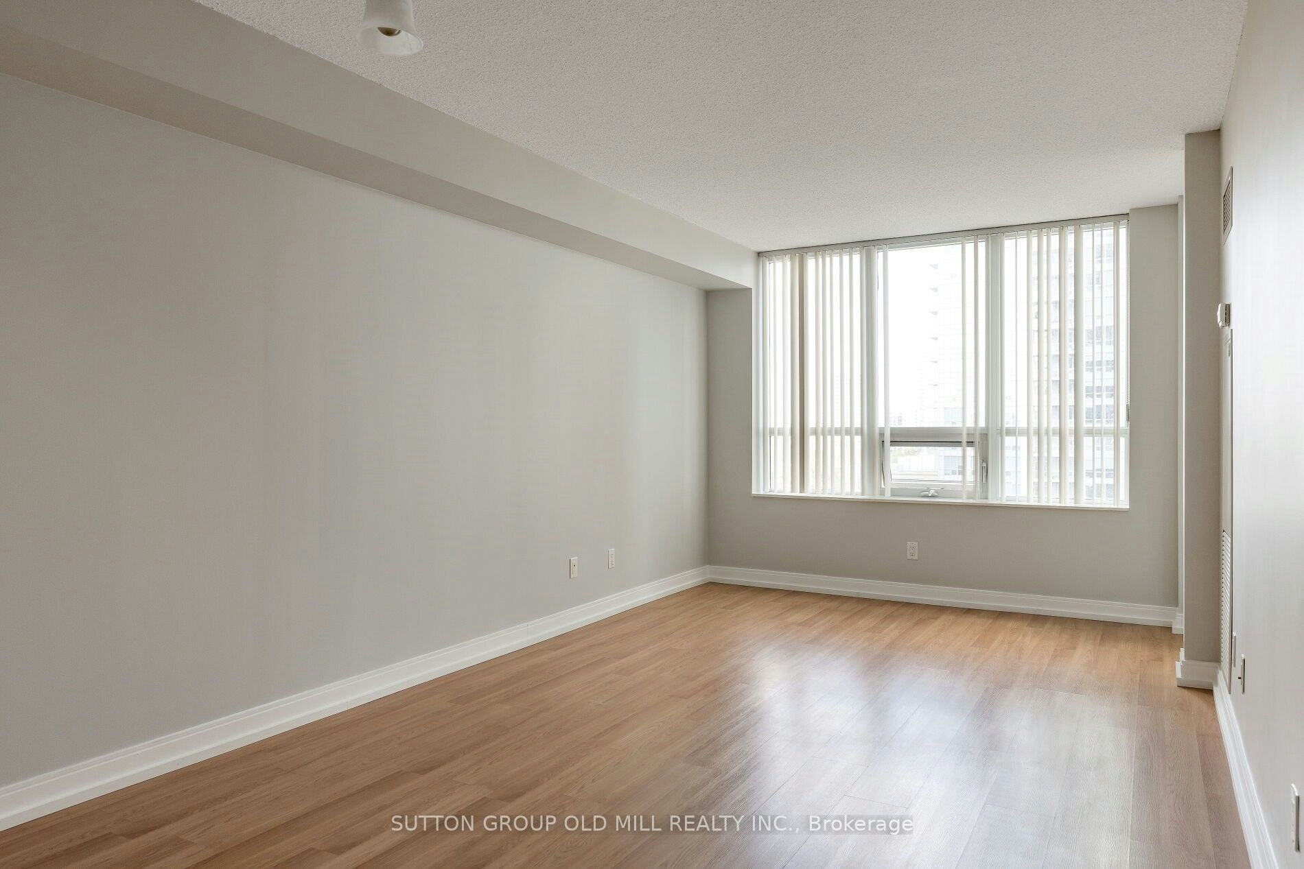 744-35 Viking Lane, Toronto, ON, M9B 0A2 - 9