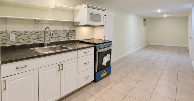 Lower Level-83 St John Road, Toronto, ON, M6P 1T8 - 3