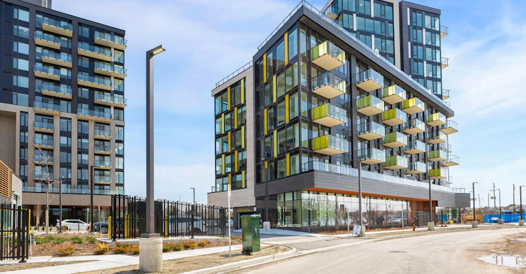 210-3006 William Cutmore Boulevard, Oakville, ON, L6H 8A4 - 3
