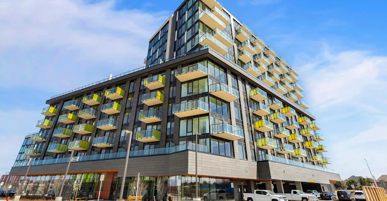 210-3006 William Cutmore Boulevard, Oakville, ON, L6H 8A4 - 2