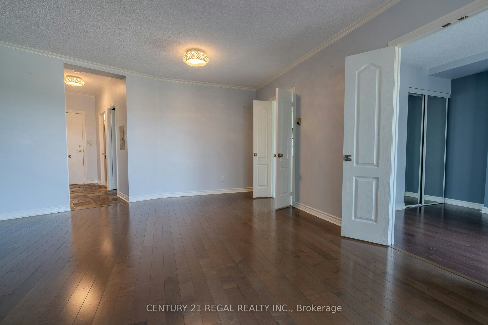 709-2111 Lake Shore Blvd Boulevard W, Toronto, ON, M8V 4B2 - 2