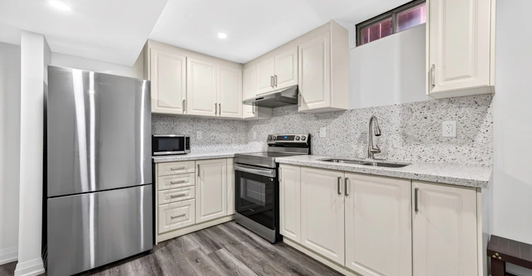 82 Yellow Brick Road, Brampton, ON, L6V 4L1 - 8