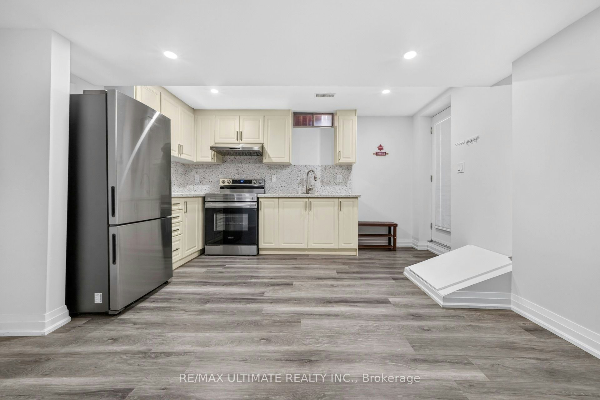82 Yellow Brick Road, Brampton, ON, L6V 4L1 - 6