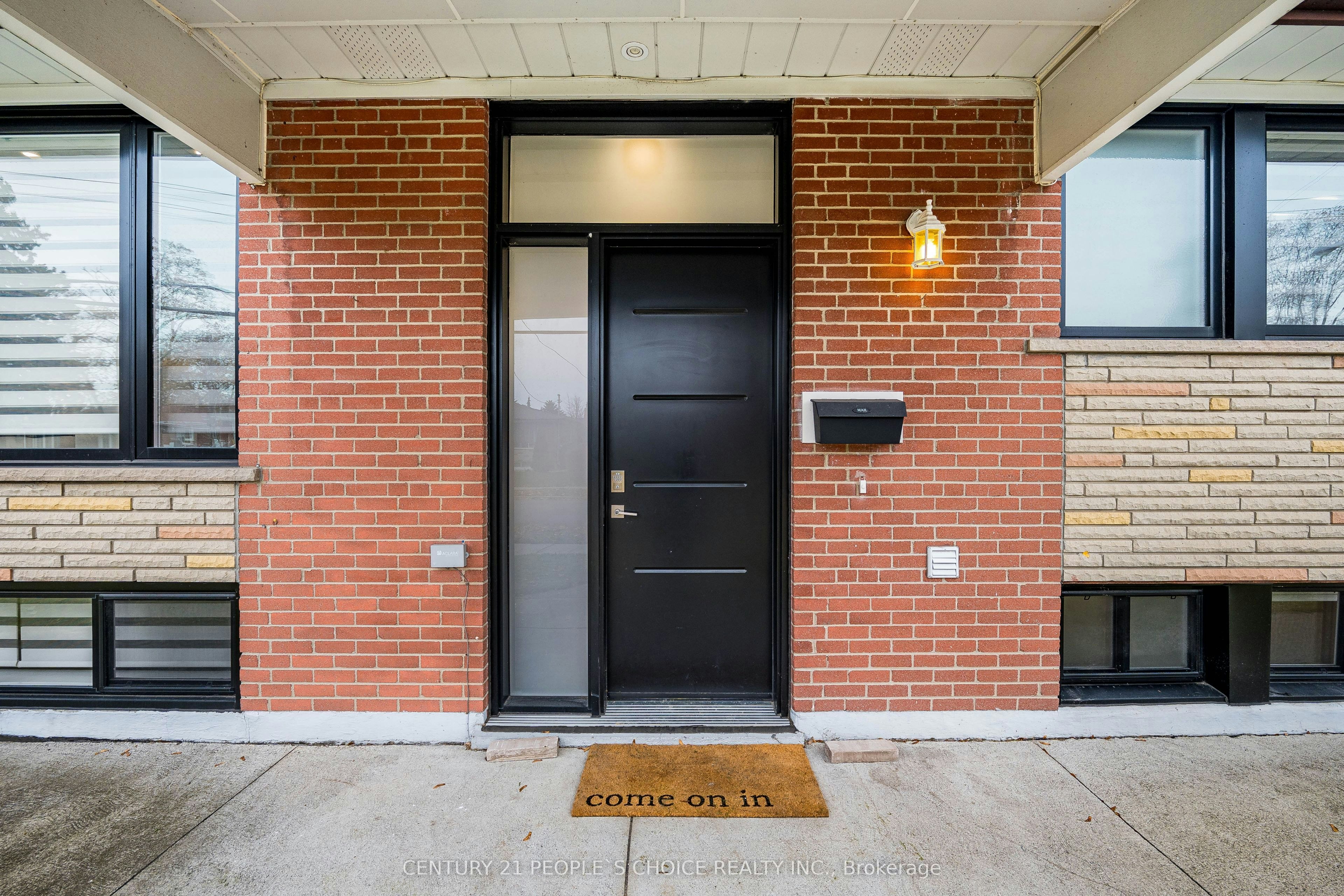 Main-89 Thistle Down Boulevard, Toronto, ON, M9V 1J3 - 5