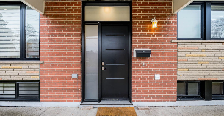Main-89 Thistle Down Boulevard, Toronto, ON, M9V 1J3 - 5