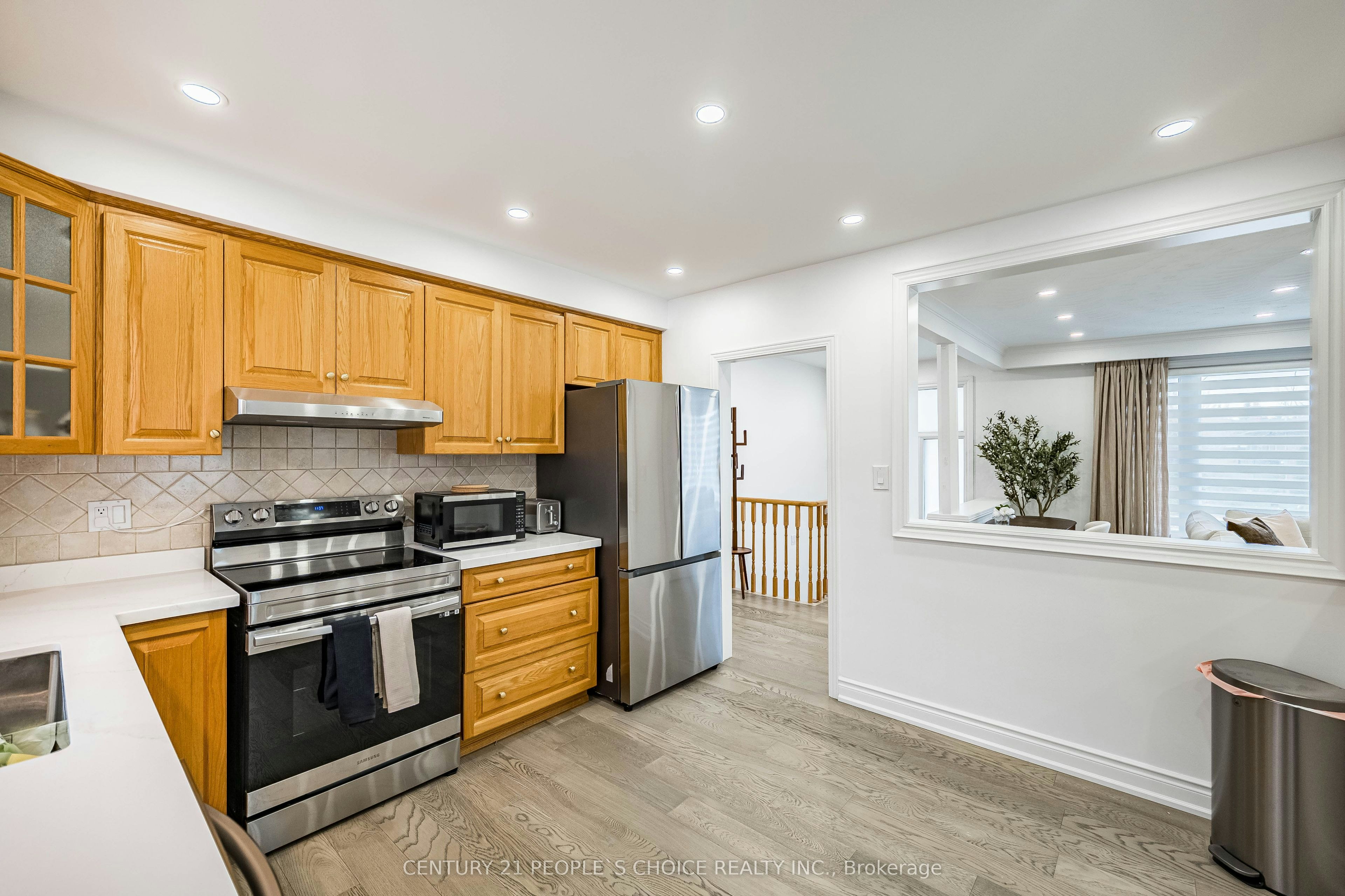 Main-89 Thistle Down Boulevard, Toronto, ON, M9V 1J3 - 22