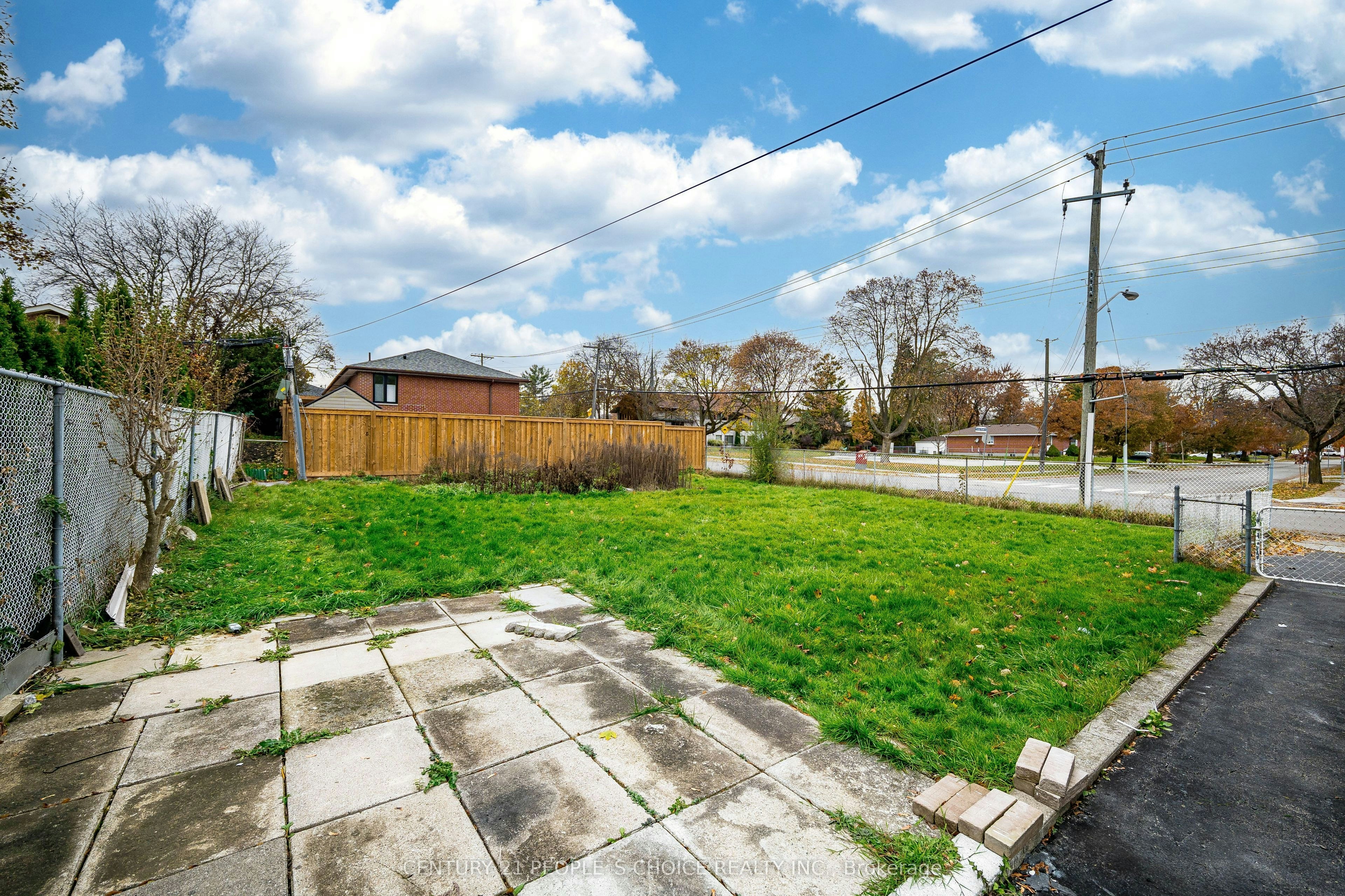 Main-89 Thistle Down Boulevard, Toronto, ON, M9V 1J3 - 45