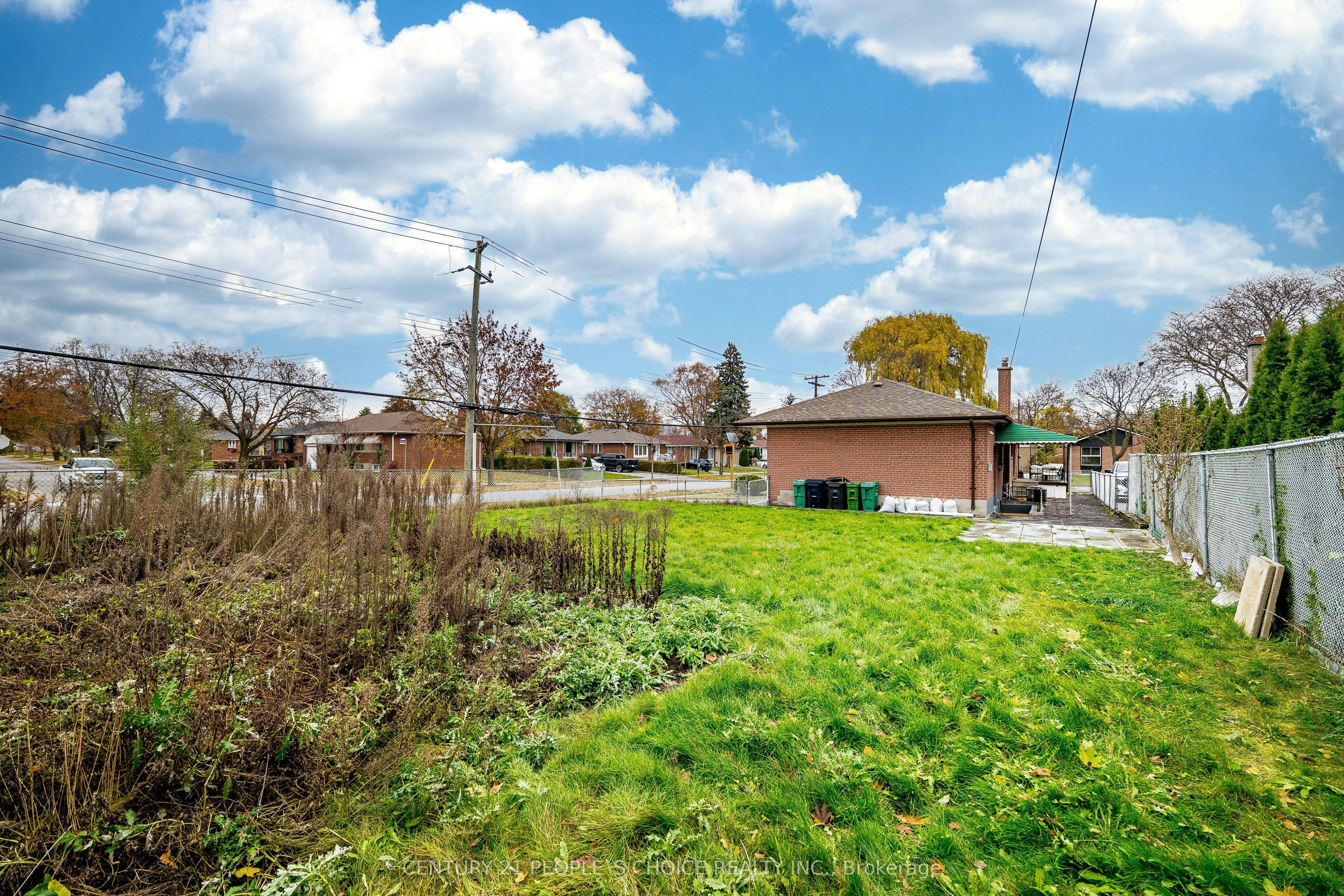 Main-89 Thistle Down Boulevard, Toronto, ON, M9V 1J3 - 46