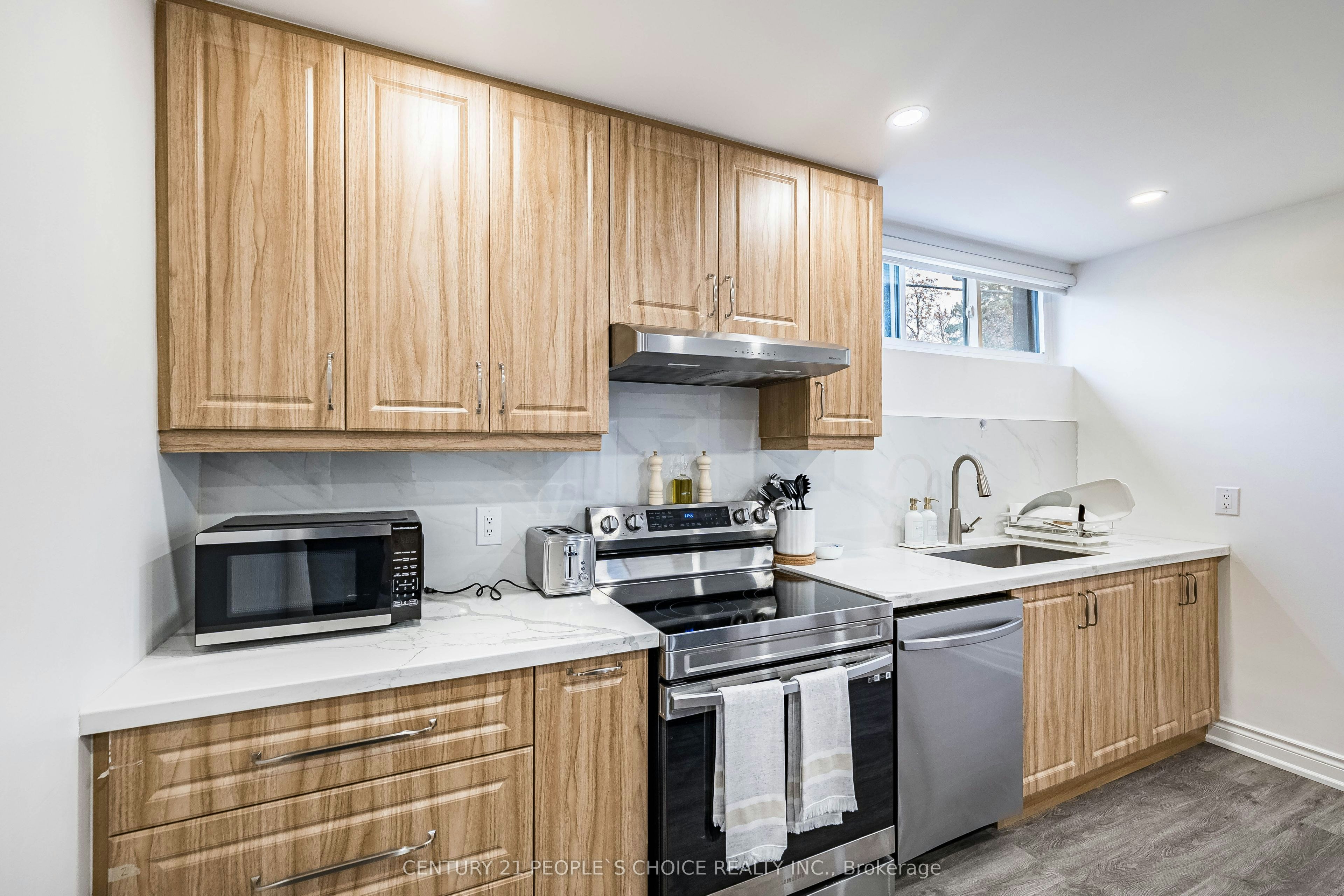 BSMT-89 Thistle Down Boulevard, Toronto, ON, M9V 1J3 - 14