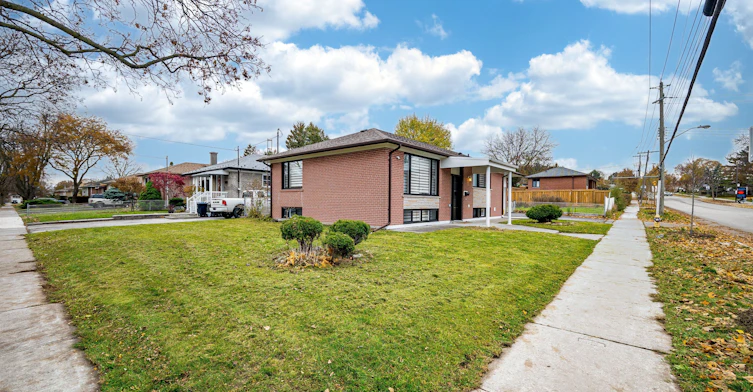 BSMT-89 Thistle Down Boulevard, Toronto, ON, M9V 1J3 - 5