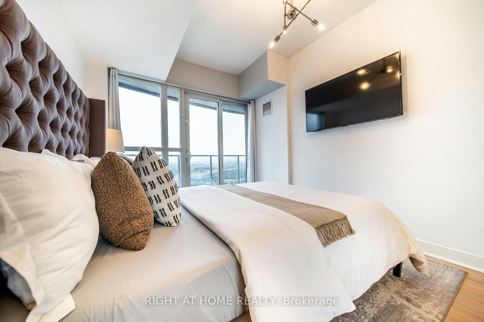 5207-60 Absolute Avenue, Mississauga, ON, L4Z 0A9 - 19