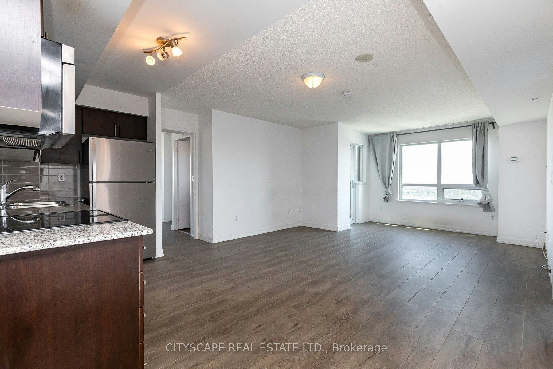 2304-1410 Dupont Street, Toronto, ON, M6H 2B1 - 4