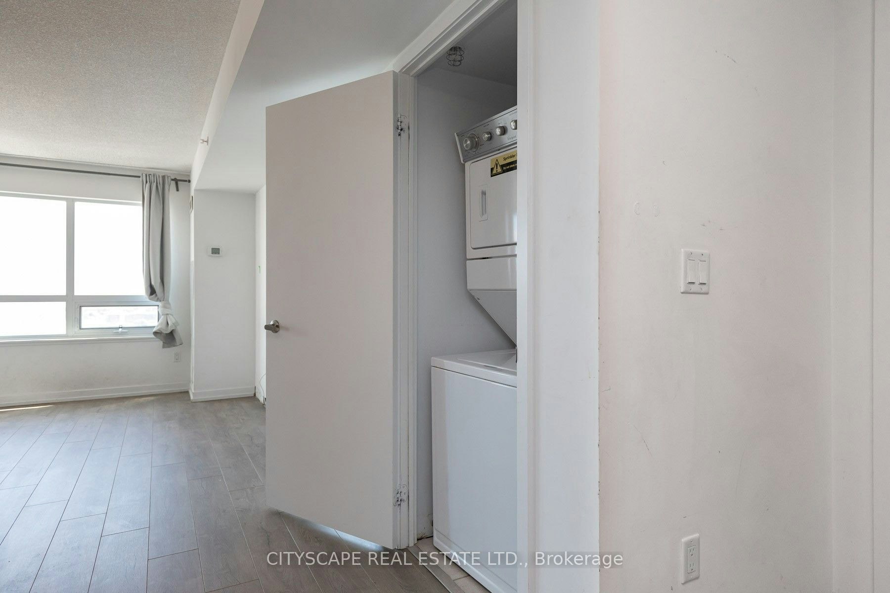 2304-1410 Dupont Street, Toronto, ON, M6H 2B1 - 12