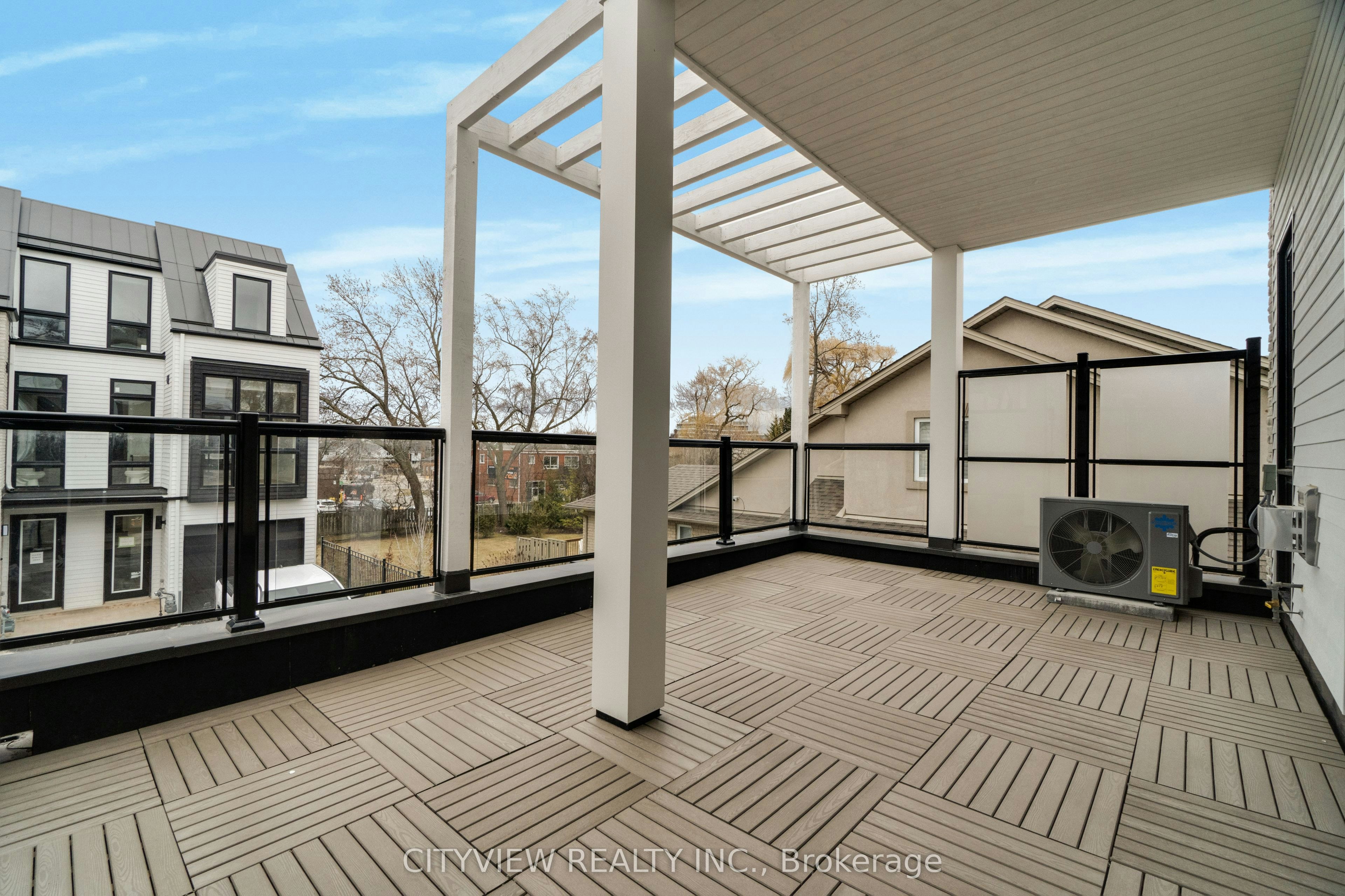 2284 Sovereign Street, Oakville, ON, L6L 1L6 - 37