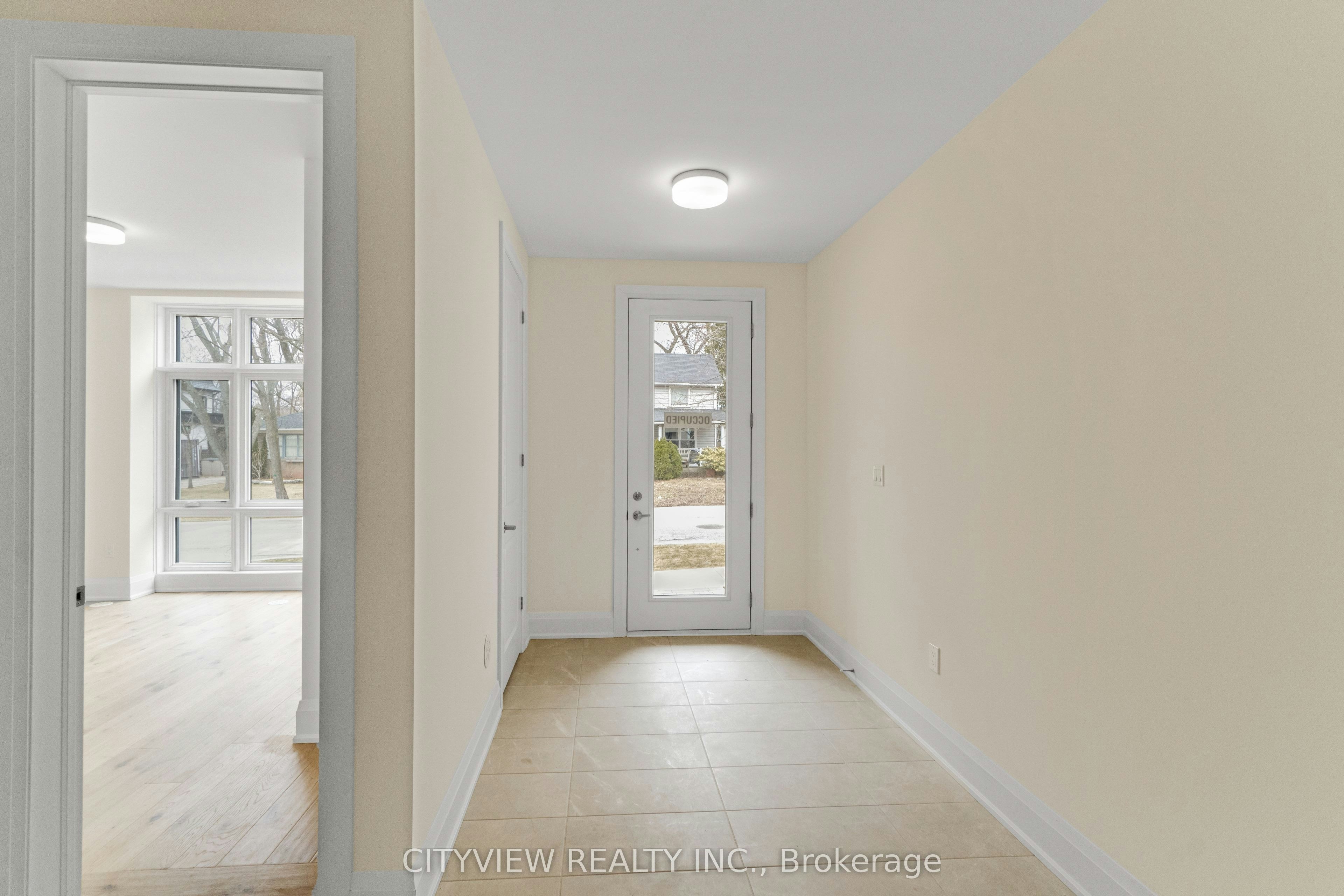 2284 Sovereign Street, Oakville, ON, L6L 1L6 - 8