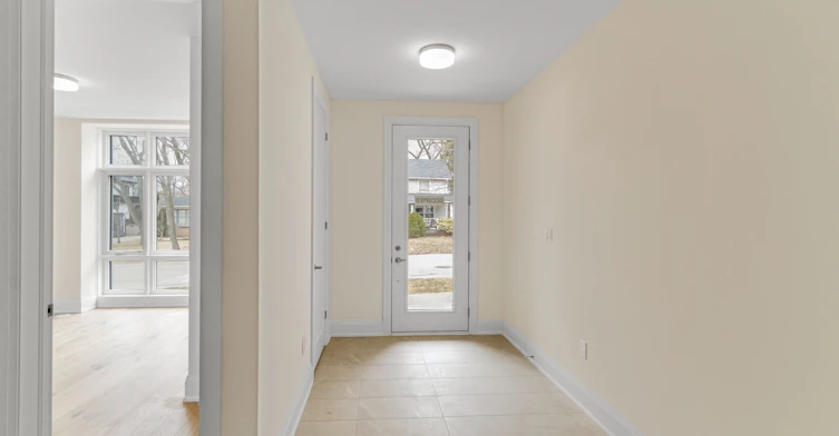 2284 Sovereign Street, Oakville, ON, L6L 1L6 - 8