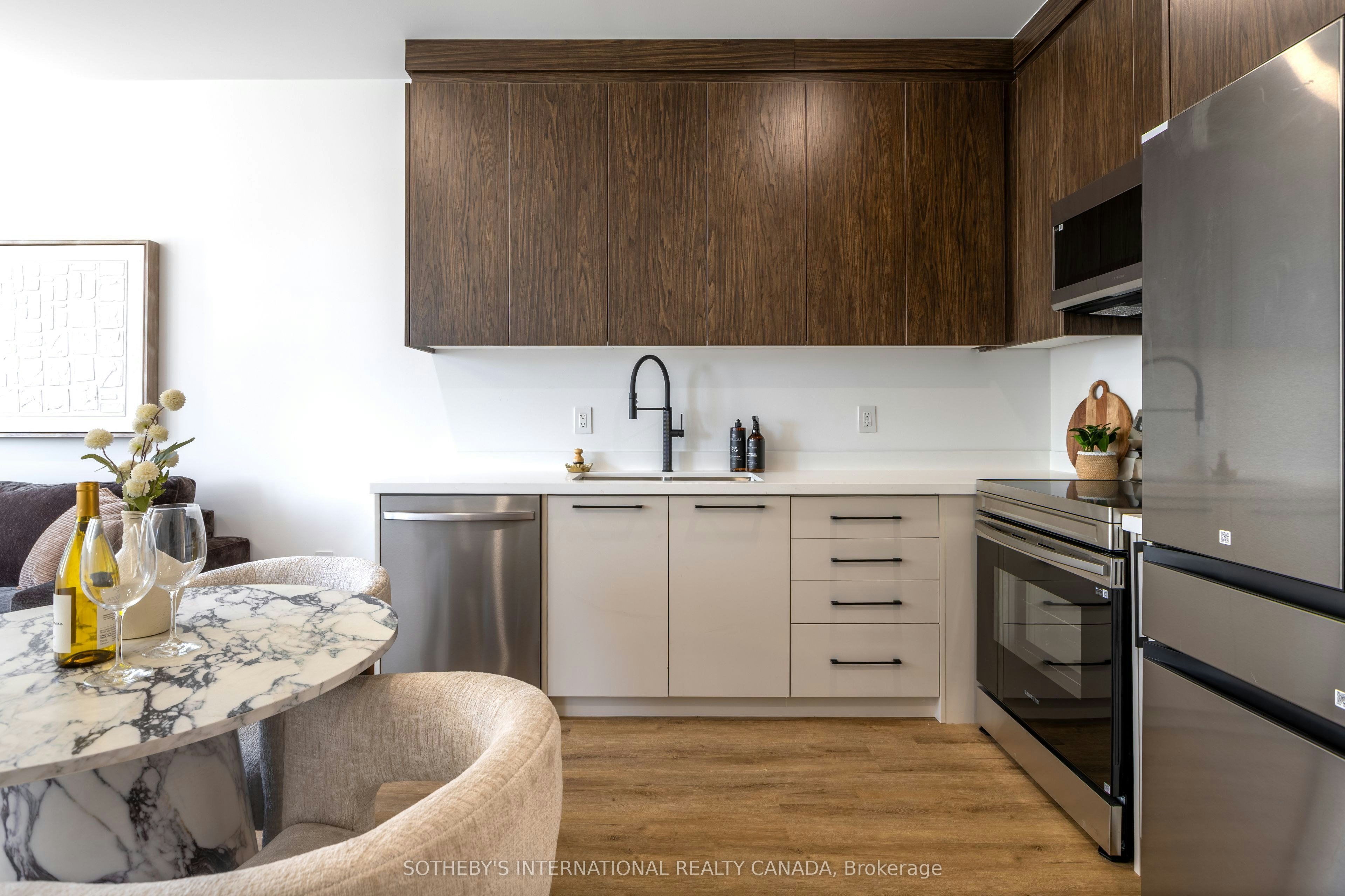 1-60 Cannon Road, Toronto, ON, M8Y 1S1 - 8