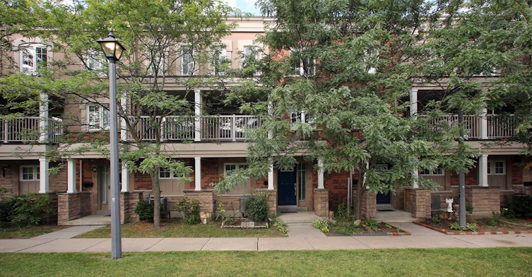 48-375 Cook Road, Toronto, ON, M3J 3T6