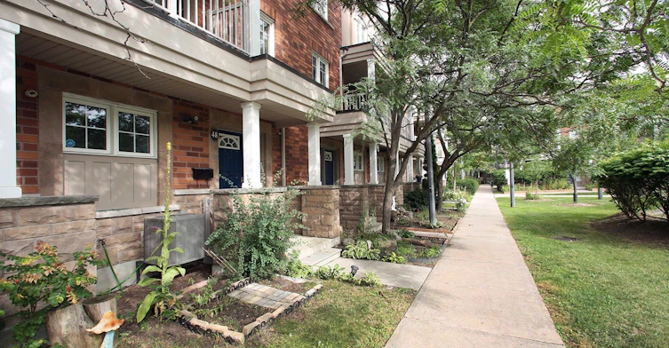 48-375 Cook Road, Toronto, ON, M3J 3T6 - 3