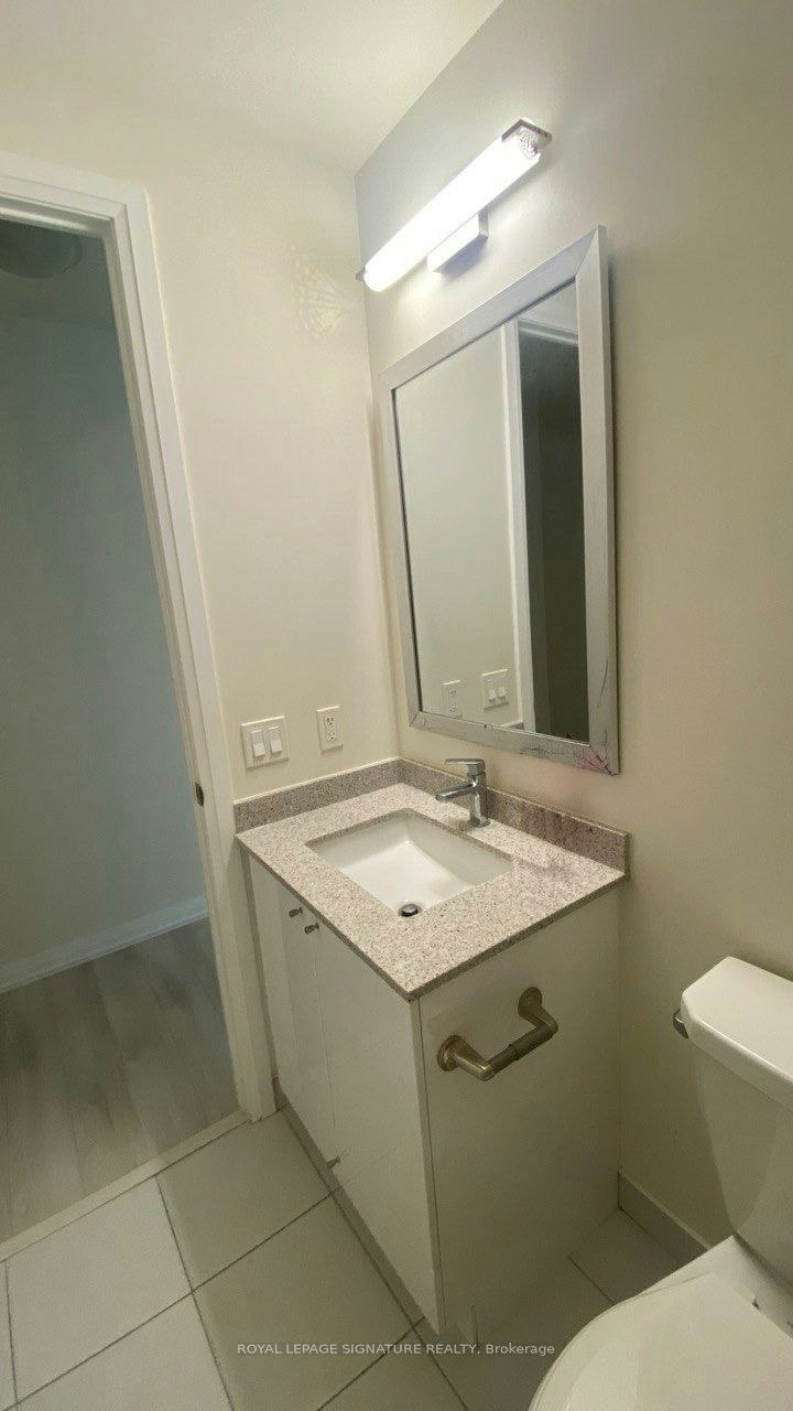 2611-35 Watergarden Drive, Mississauga, ON, L5R 0G8 - 4