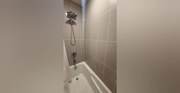 2611-35 Watergarden Drive, Mississauga, ON, L5R 0G8 - 10