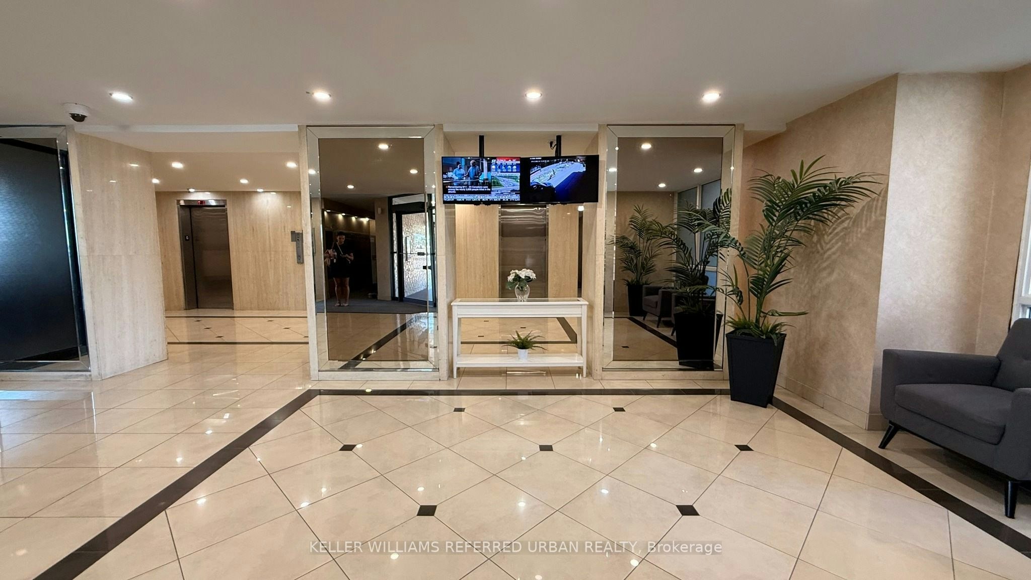 610-1515 Lakeshore Road, Mississauga, ON, L5E 3E3 - 35