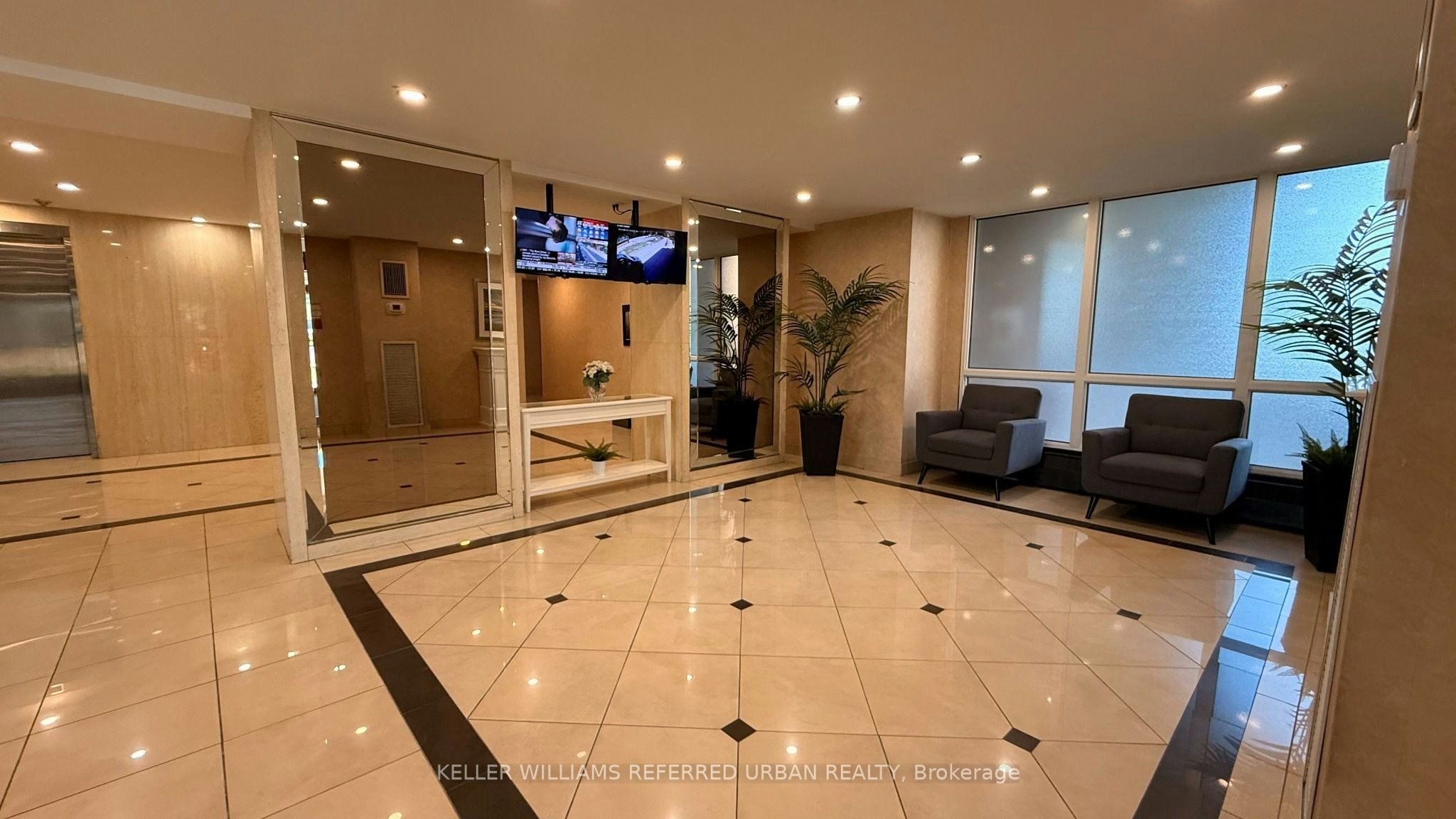 610-1515 Lakeshore Road, Mississauga, ON, L5E 3E3 - 34