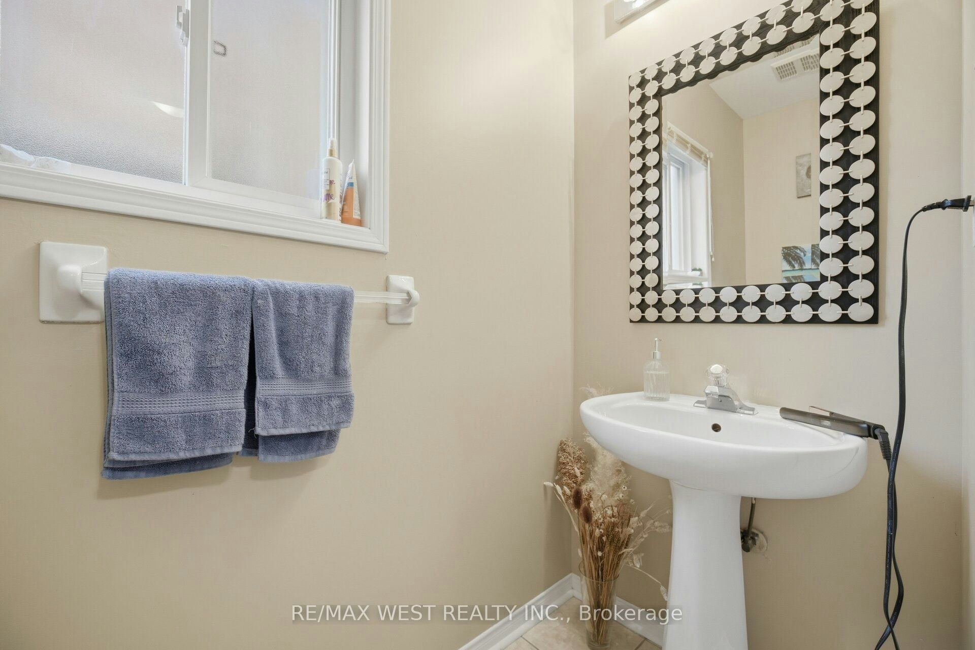 Upper-6409 Torre Drive, Mississauga, ON, L5V 2S5 - 7