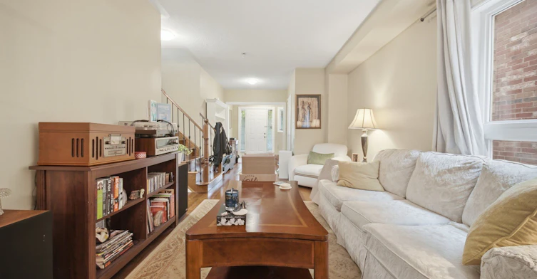 Upper-6409 Torre Drive, Mississauga, ON, L5V 2S5 - 3