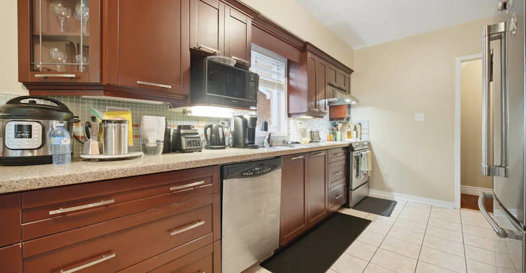 Upper-6409 Torre Drive, Mississauga, ON, L5V 2S5 - 6