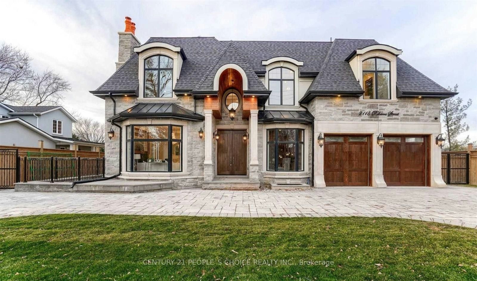 2115 Rebecca Street, Oakville, ON, L6L 2A4