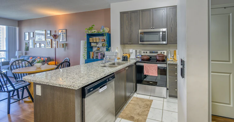 2310-349 Rathburn Road W, Mississauga, ON, L5B 0G9 - 10