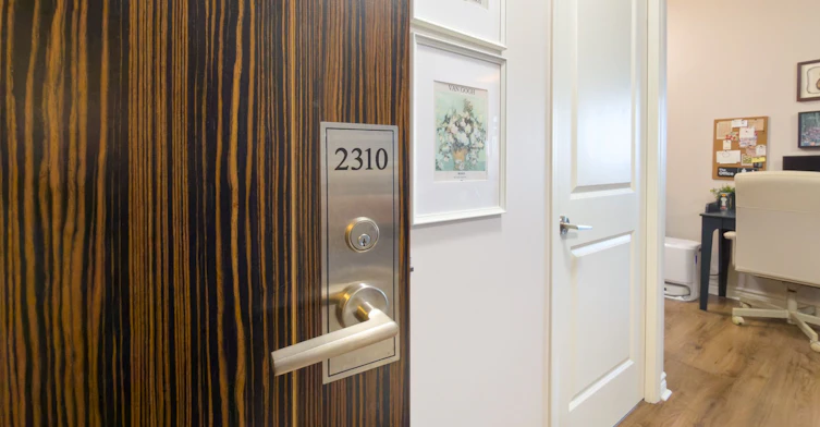 2310-349 Rathburn Road W, Mississauga, ON, L5B 0G9 - 5