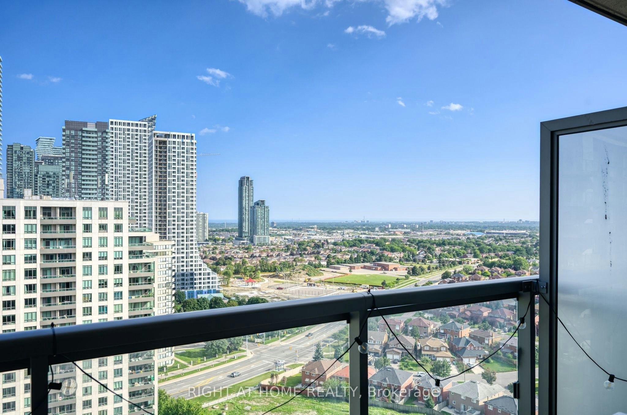 2310-349 Rathburn Road W, Mississauga, ON, L5B 0G9 - 21