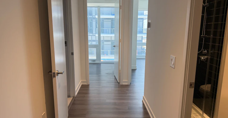 301-448 Burnhamthorpe Rd Road W, Mississauga, ON, L5B 0R4 - 19