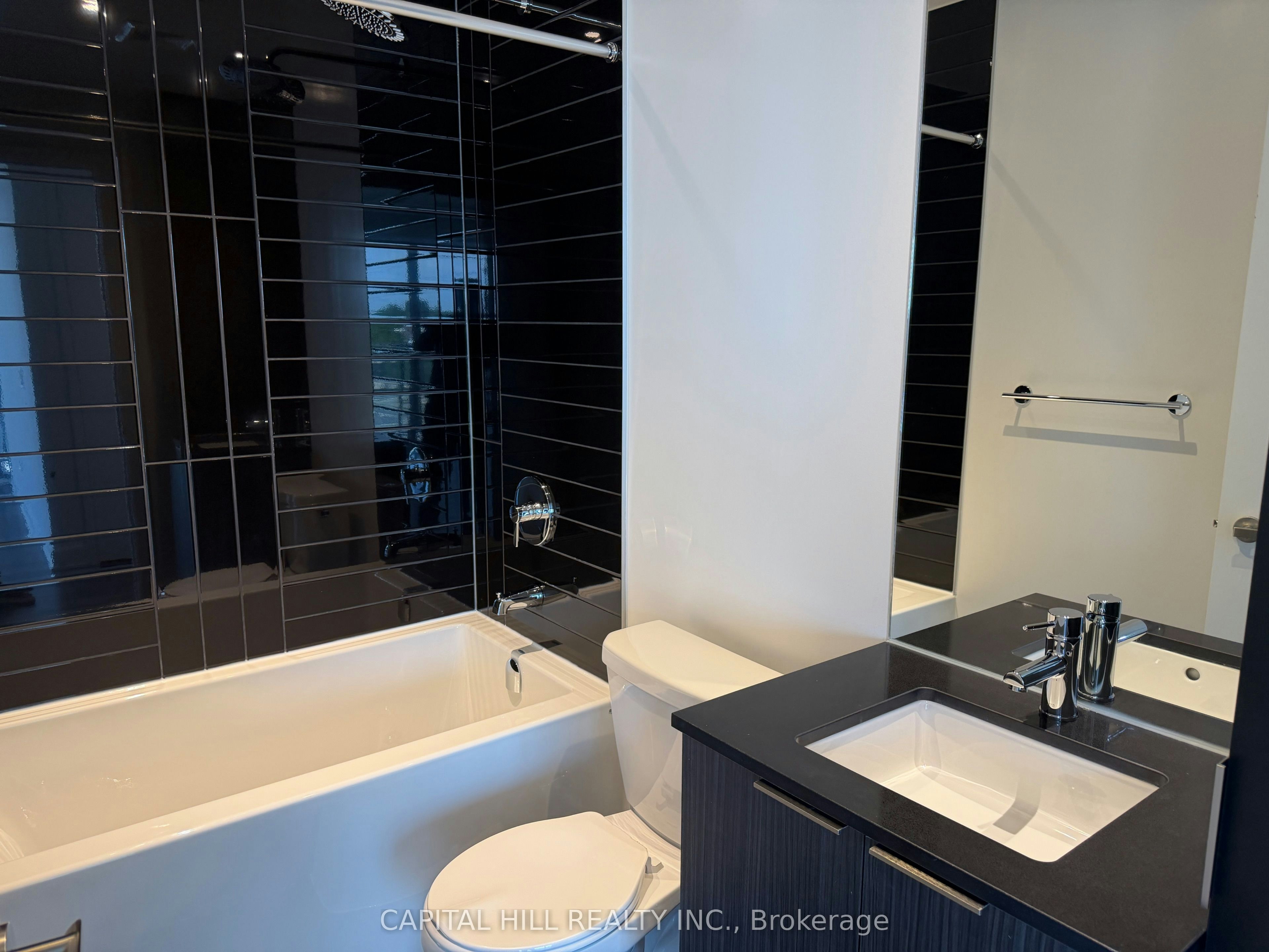 301-448 Burnhamthorpe Rd Road W, Mississauga, ON, L5B 0R4 - 14