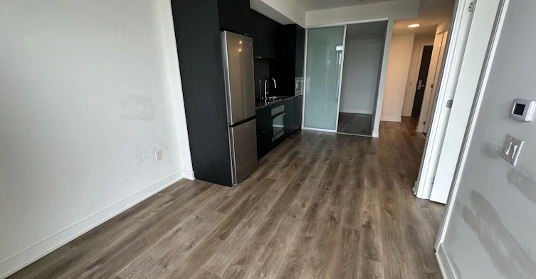 1011-86 Dundas Street E, Mississauga, ON, L5A 0B1 - 10