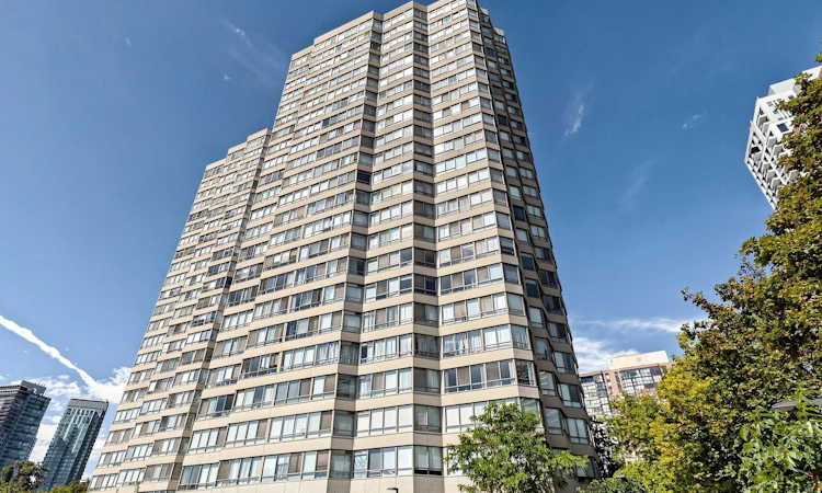 811-3605 Kariya Drive