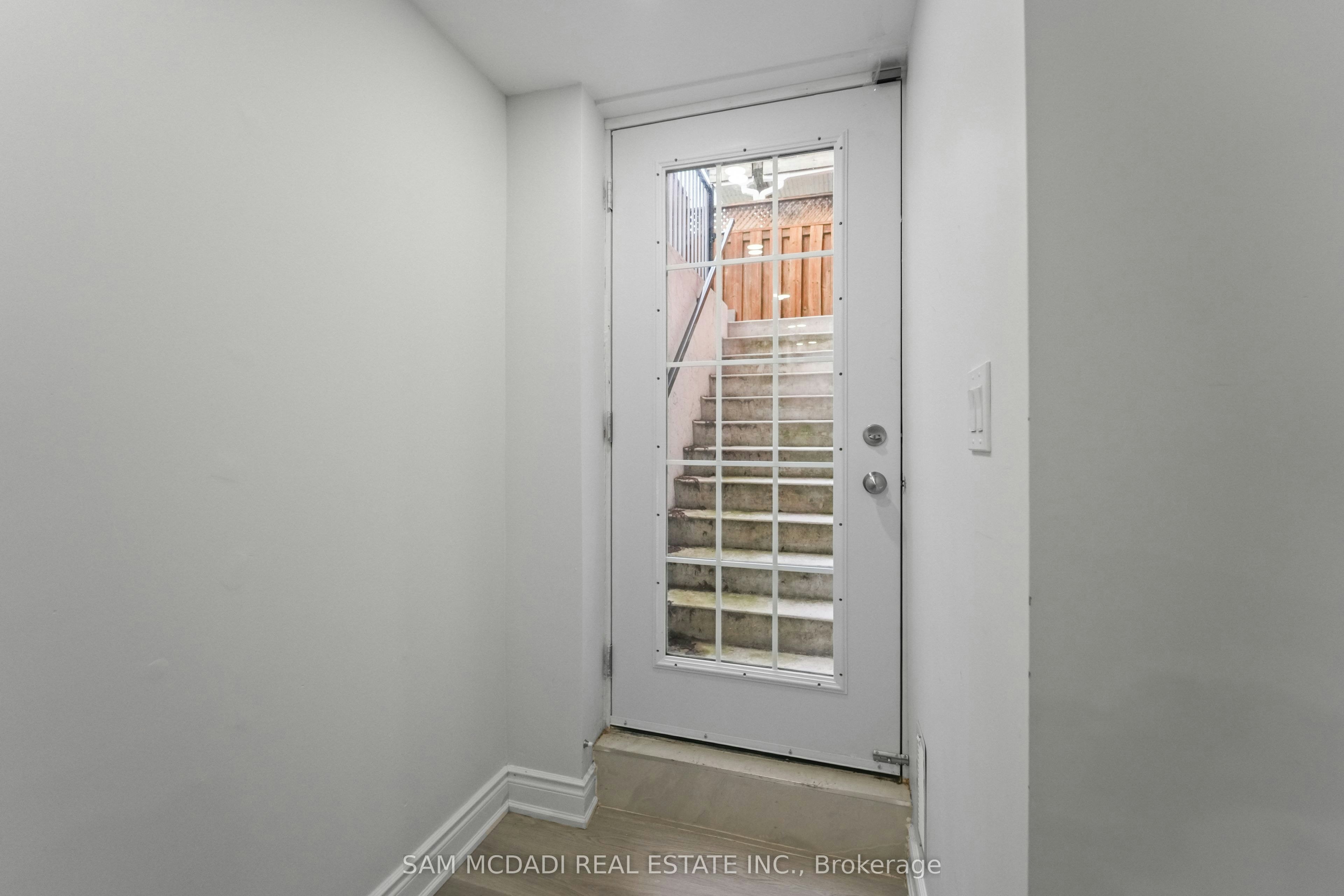 BSMT-4778 Crystal Rose Drive, Mississauga, ON, L5V 1G9 - 2