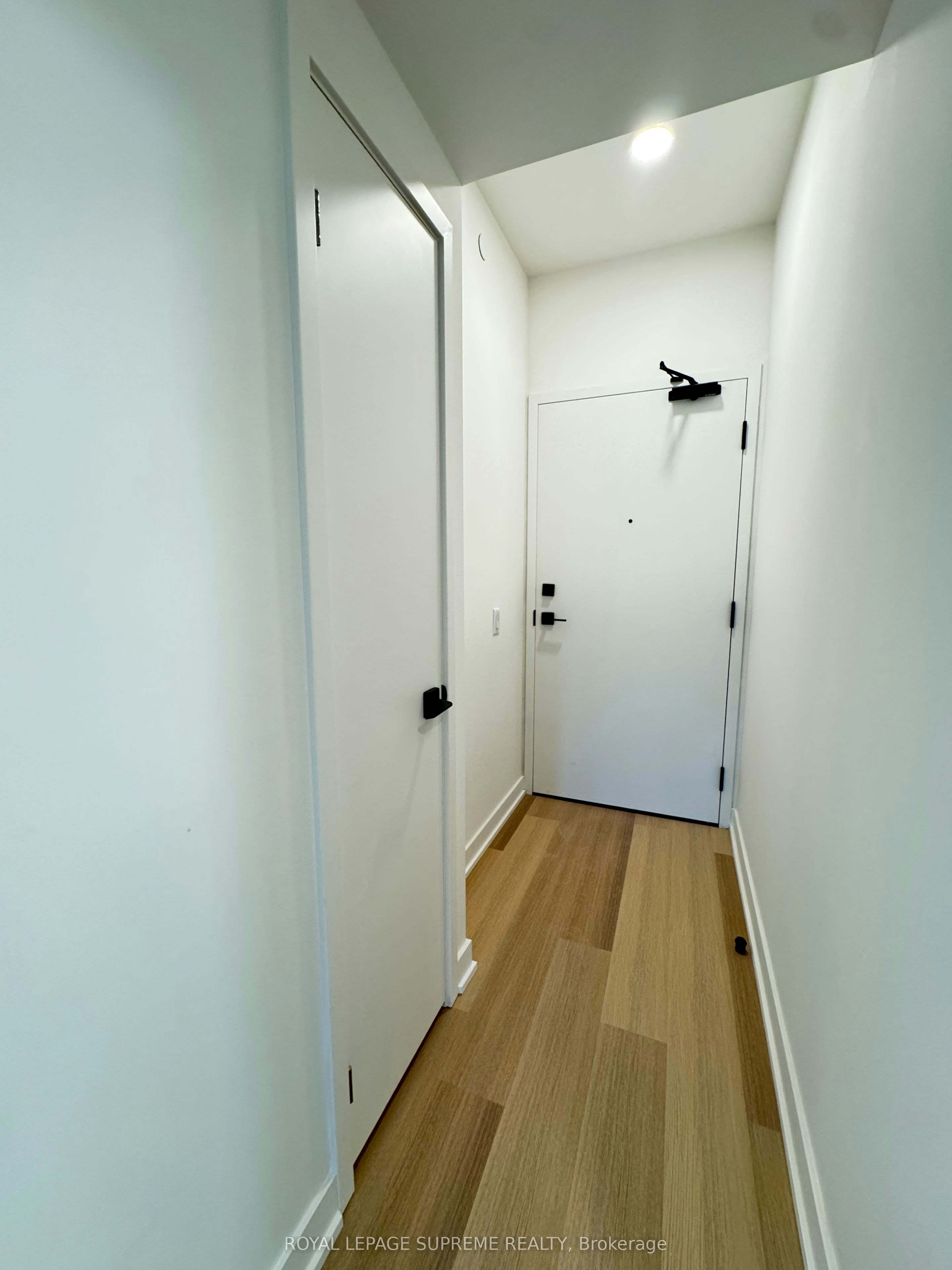 309-1 Vine Avenue, Toronto, ON, M6P 0C8 - 20