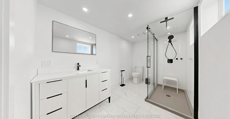 Lower-6 Frankfort Avenue, Toronto, ON, M6L 2Y2 - 16