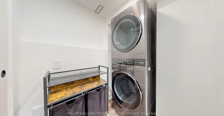 Lower-6 Frankfort Avenue, Toronto, ON, M6L 2Y2 - 18