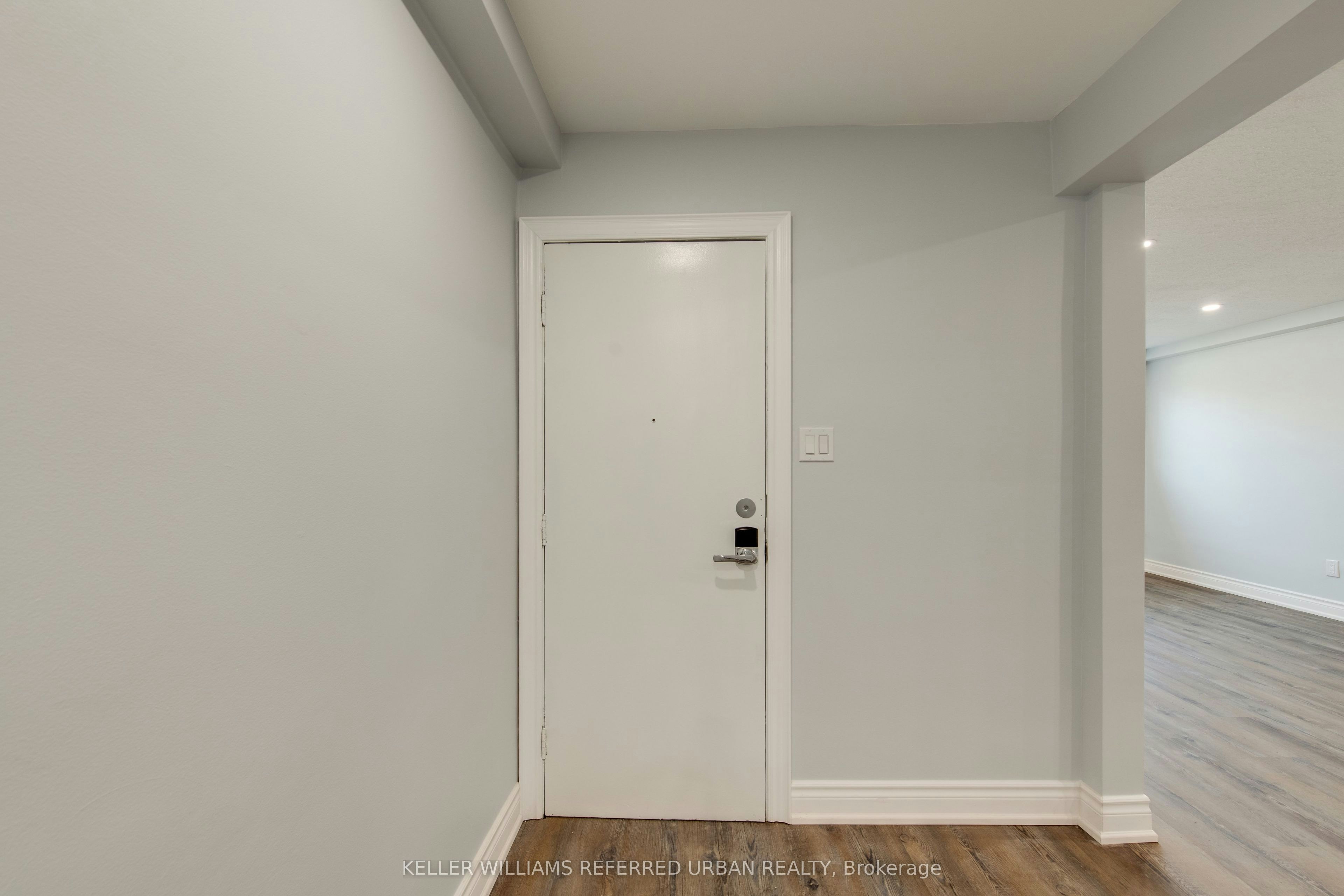 Basement-283 Evelyn Avenue, Toronto, ON, M6P 2Z8 - 2